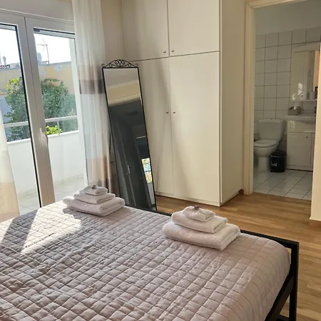 Vila Marousi Escape - 5 Mins Walking Away From Train - Metro Atény