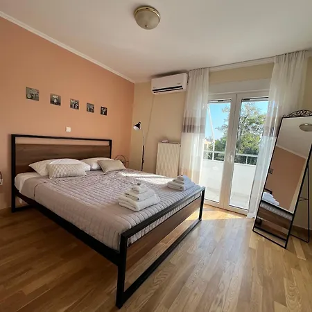 Marousi Escape - 5 Mins Walking Away From Train - Metro *